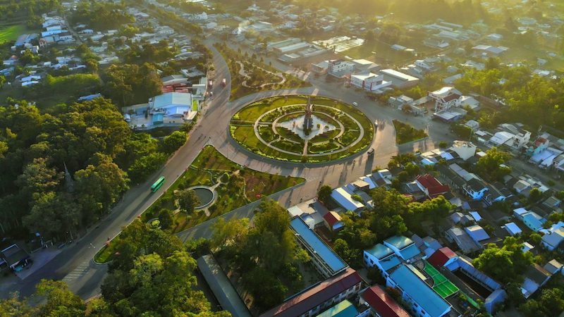 Địa hình Trà Vinh chủ yếu là các vùng đất bằng phẳng